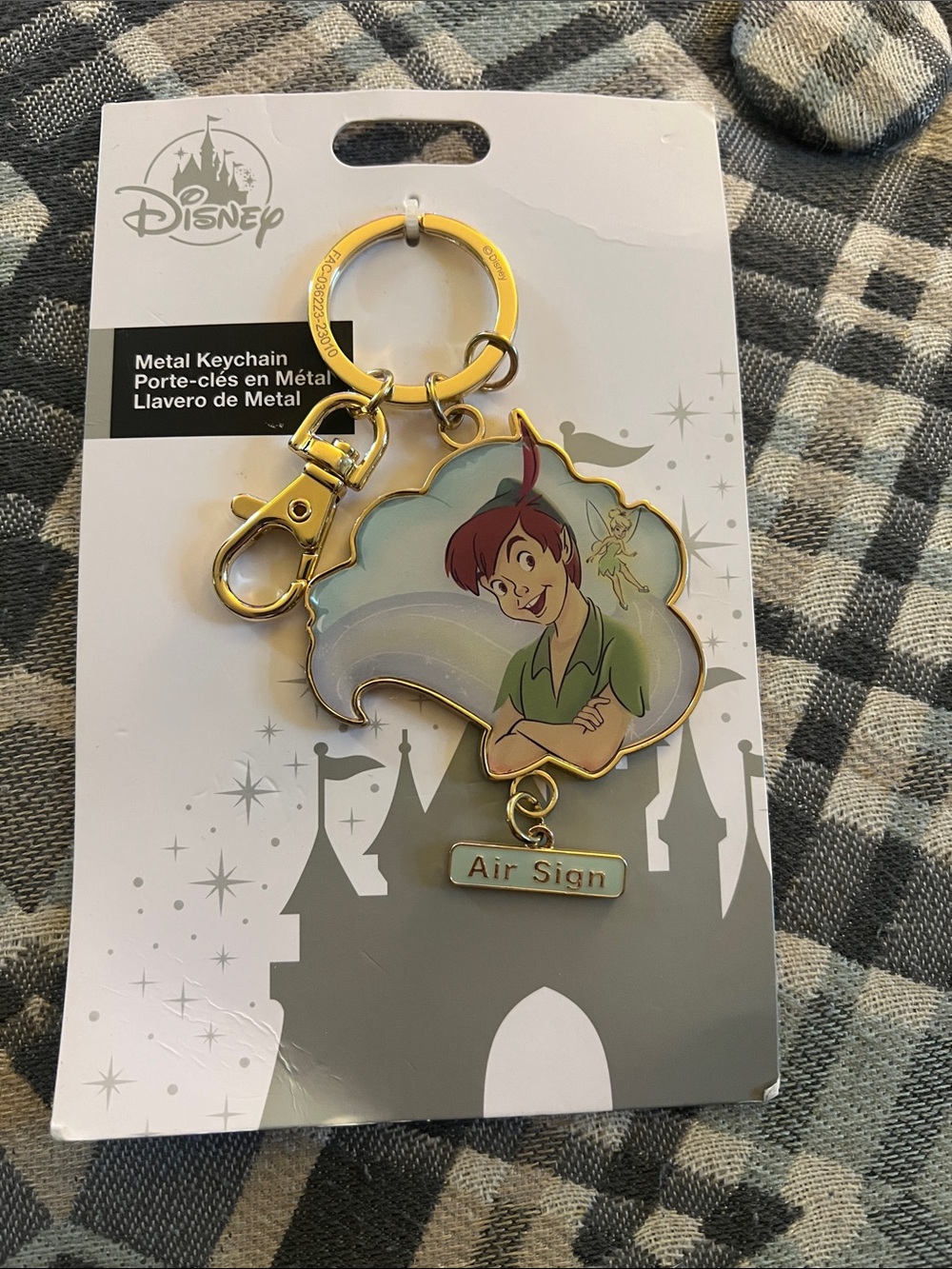 Disney Parks Peter Pan & Tinkerbell Air Sign Metal Keychain Bag Charm